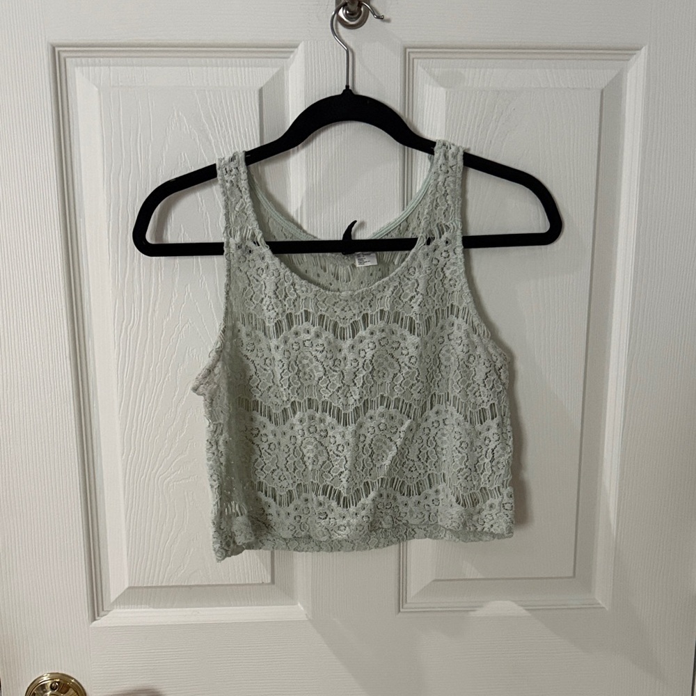 Lace Cropped Tank Top - Light Sage size 6 divided H&M